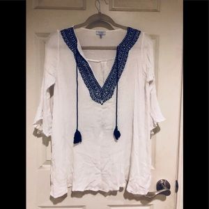 Tobi Bell sleeved beach cover up